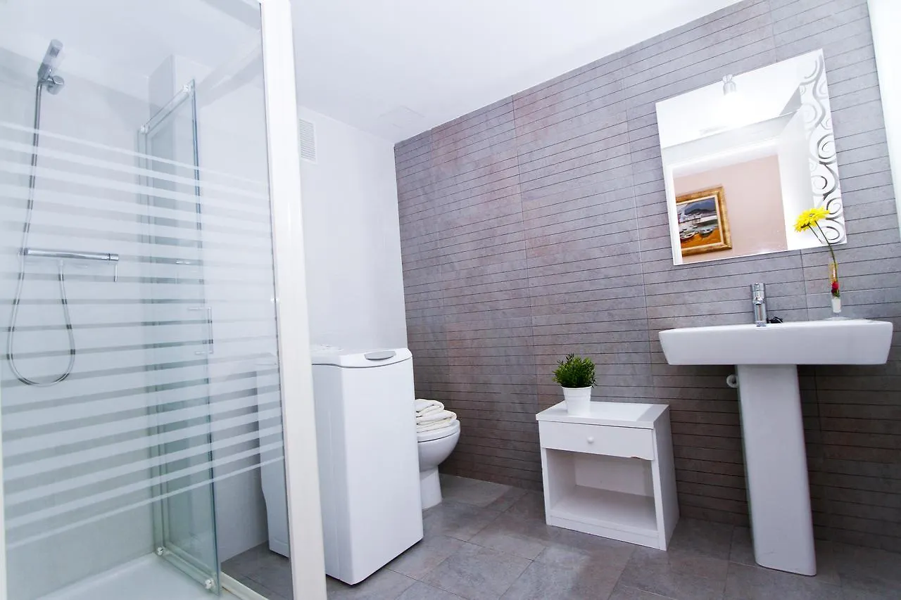 Cye Marina Homestay By Turismar La Pineda Apartmán